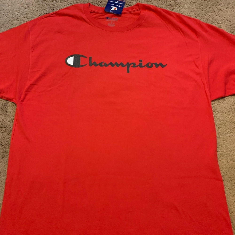 Champion Men’s Shirt size XL